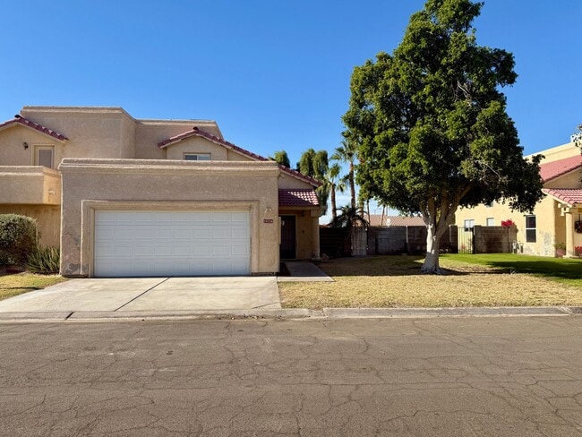 property at 10736 Calle Raquel