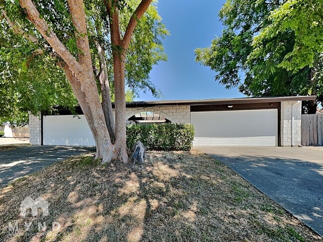 6103 Templeton Dr