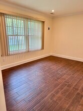 267 Weed Ave in Stamford, CT - Foto de edificio - Building Photo