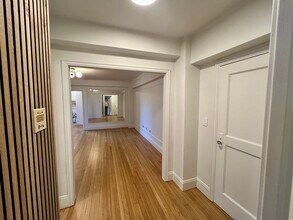 989 Memorial Dr in Cambridge, MA - Building Photo - Building Photo