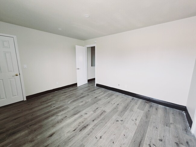 2162 W Brownwood Ave, Unit 3 in Anaheim, CA - Building Photo - Building Photo