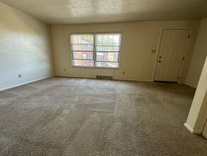 454 Mower Dr in Plum, PA - Building Photo - Building Photo