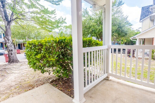 397 Crooked Pine Trail in Crestview, FL - Building Photo - Building Photo