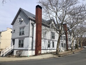 Union Bend Apartments in Poughkeepsie, NY - Building Photo - Building Photo