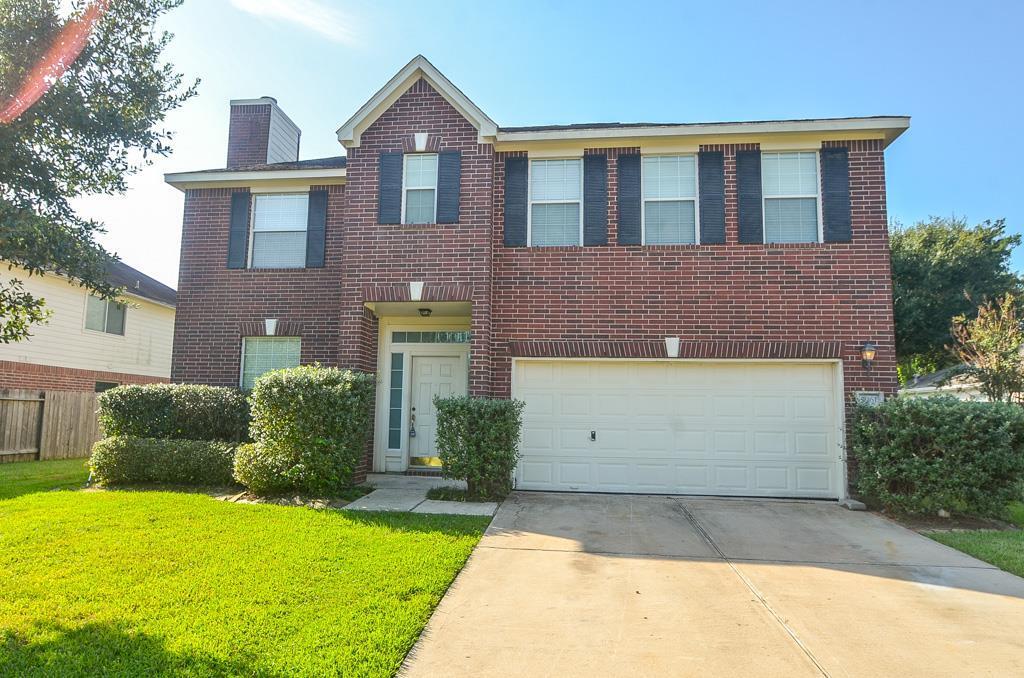5961 Whispering Lakes Dr in Katy, TX - Building Photo