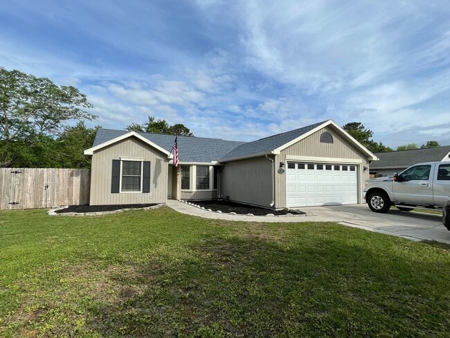 215 Chestnut Ct in Kingsland, GA - Building Photo - Building Photo