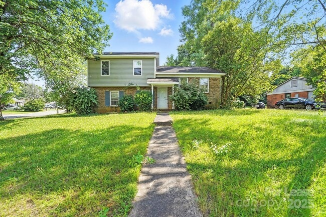 701 Gaywood Dr