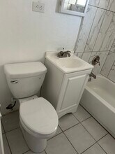 10822-10822 2 Ave in Marathon, FL - Foto de edificio - Building Photo