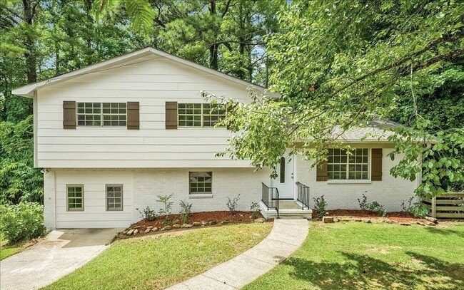 property at 5188 Goldmar Dr