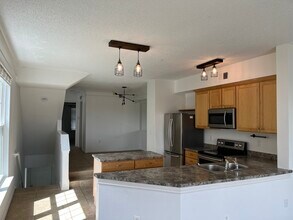 2012 Oxford Ln in Louisville, CO - Building Photo - Building Photo