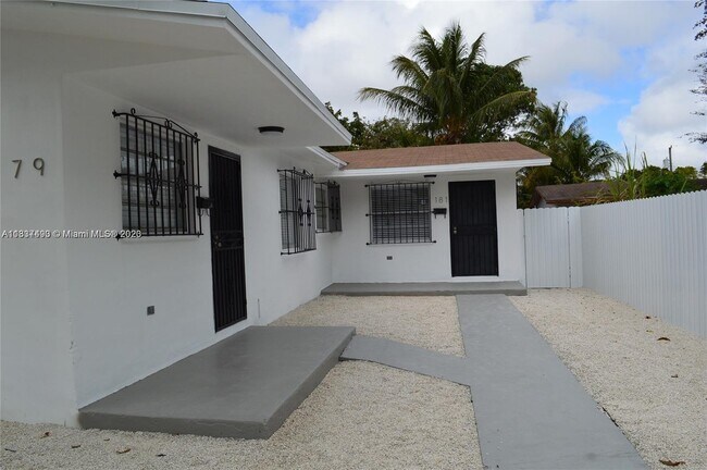 179 NW 69th St-Unit -0 in Miami, FL - Building Photo - Building Photo