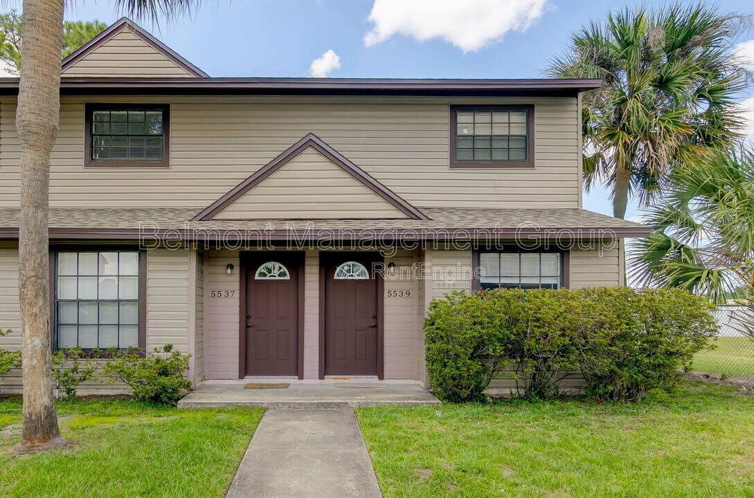 5537 Decatur St in Orlando, FL - Building Photo