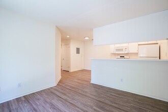 Sequoia Grove in Danville, CA - Building Photo - Interior Photo