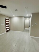 6805 Miranda Dr in Austin, TX - Building Photo - Building Photo