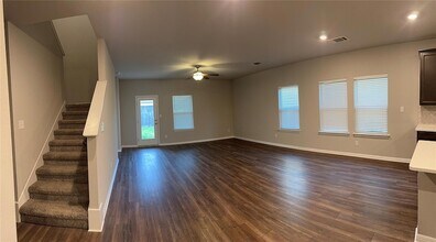 104 Osier Pass in Hutto, TX - Building Photo - Building Photo