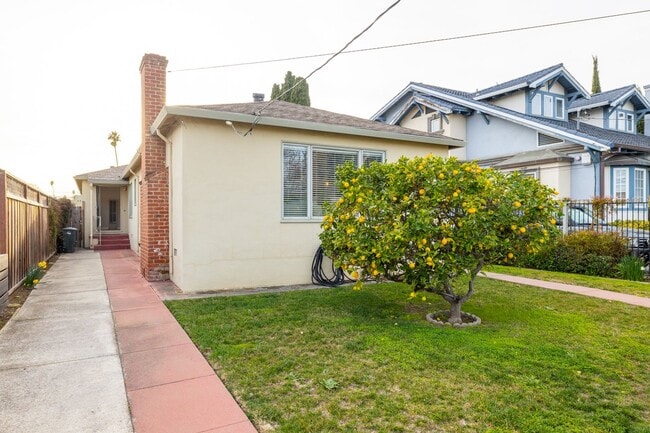 property at 600 S Idaho St