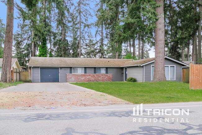 property at 17217 SE 264th St