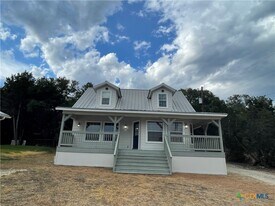542 Lonesome in Canyon Lake, TX - Building Photo