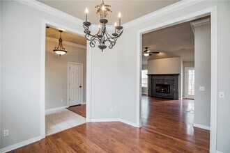 2803 Foxwood Dr in Springdale, AR - Building Photo - Building Photo