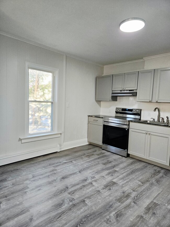 21 Vassar St, Unit 21 Vassar St