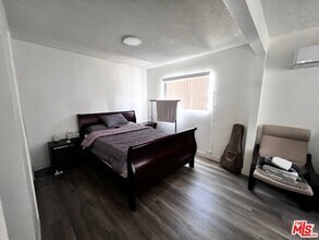 1227 Normandie Ave in Los Angeles, CA - Building Photo - Building Photo