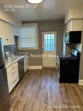 6526 Deary St in Pittsburgh, PA - Building Photo - Building Photo