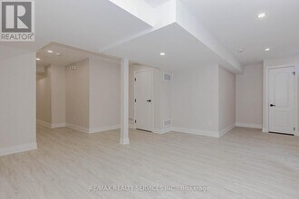 50 Amboise Crescent in Brampton, ON - Building Photo - Building Photo