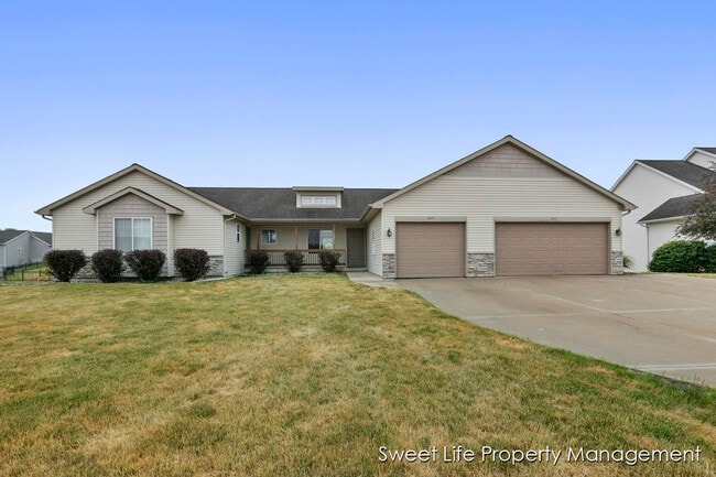 3669 Kinnrow Ct NW, Unit 3669