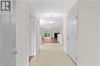 816 Virginia Park Ct in Windsor, ON - Building Photo - Building Photo