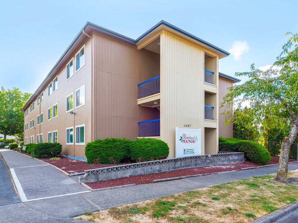 Glenwood Manor in Corvallis, OR - Building Photo