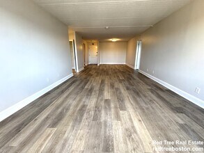 1500 Worcester Rd in Framingham, MA - Building Photo - Building Photo