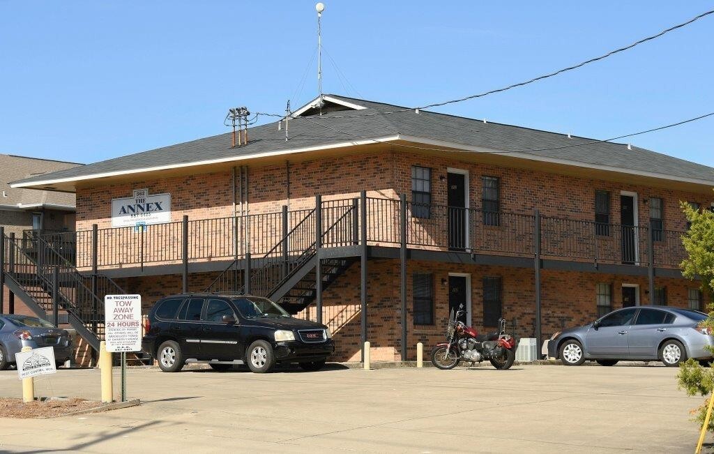 Annex in Auburn, AL - Building Photo