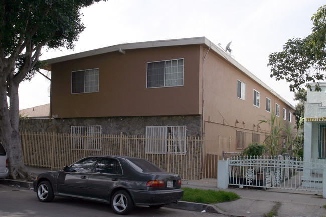 1469 Gundry Ave in Long Beach, CA - Building Photo - Building Photo