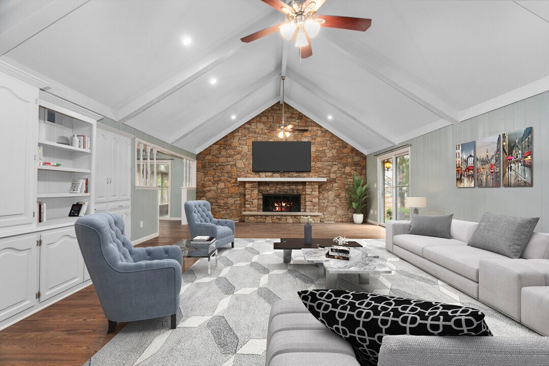 4612 NW Bramble Trail in Lee's Summit, MO - Building Photo