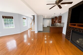 525 Bradley Blvd in Toms River, NJ - Foto de edificio - Building Photo
