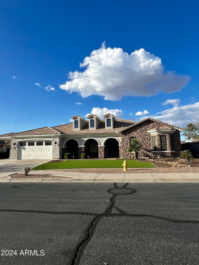 20198 E Silver Creek Ln in Queen Creek, AZ - Building Photo - Building Photo