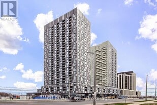 498 Caldari Rd in Vaughan, ON - Building Photo