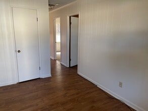 4 Tillman St in Statesboro, GA - Building Photo - Building Photo