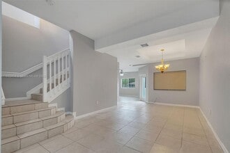 16633 SW 50th Terrace in Miami, FL - Building Photo - Building Photo