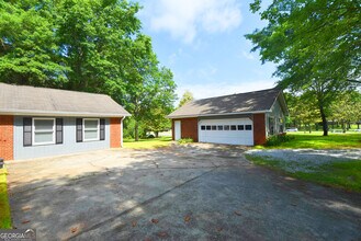 98 Woodvalley Dr in Fayetteville, GA - Building Photo - Building Photo