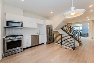 121A 15th Ave in Seattle, WA - Building Photo