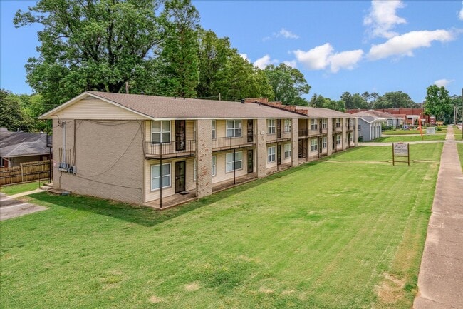 Graceland Flats