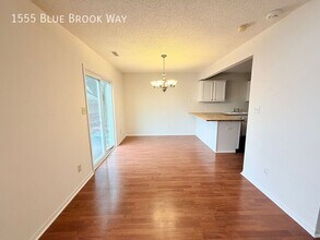 1555 Blue Brook Way in Greenwood, IN - Building Photo - Building Photo