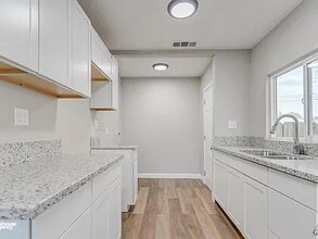 421 Eye St in Bakersfield, CA - Building Photo - Building Photo