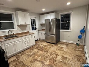 2 Woodside Ave in Little Falls, NJ - Building Photo - Building Photo