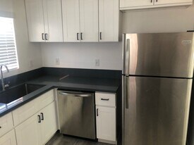 2139 Pacific Ave, Unit C in Long Beach, CA - Building Photo