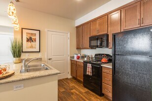 600 Riverside in Wenatchee, WA - Building Photo