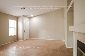 6557 Shining Sand Ave in Las Vegas, NV - Foto de edificio - Building Photo