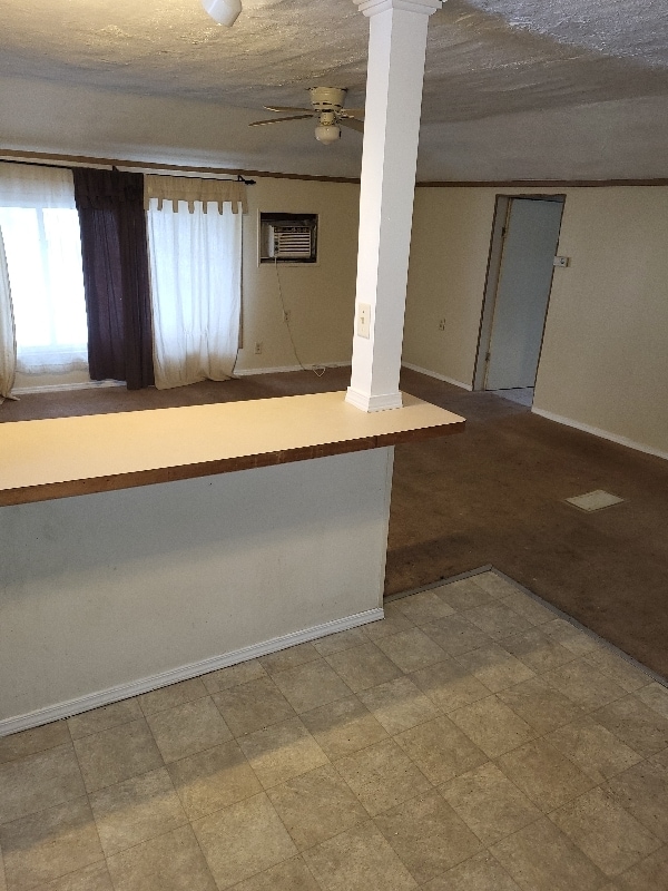 242 Oakwood St in Grand Ledge, MI - Building Photo - Building Photo