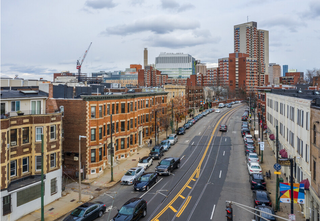 880 Huntington Ave, Unit 880 Huntington Ave in Boston, MA - Foto de edificio - Building Photo